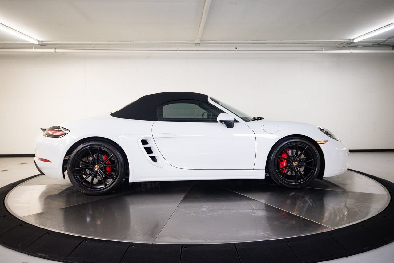 Used 2023 Porsche 718 Boxster S RWD image 7
