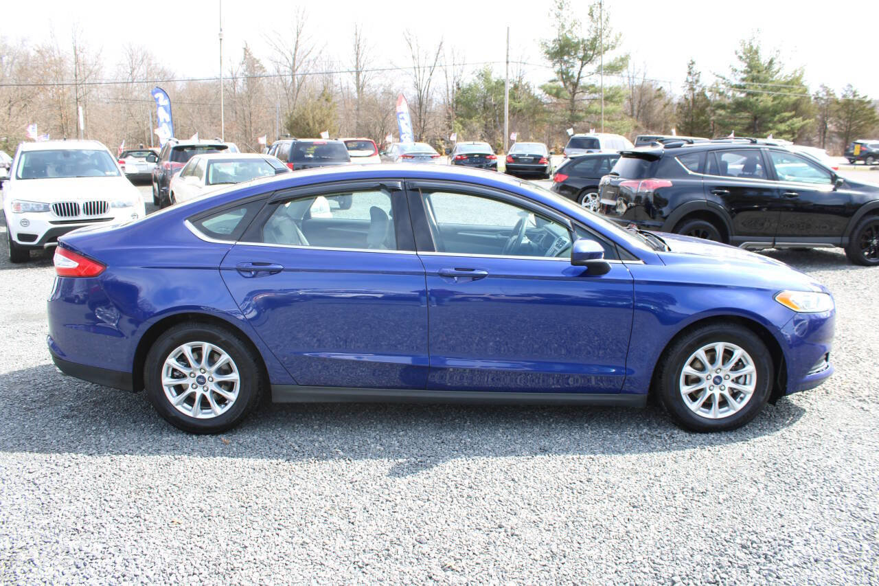 Used 2015 Ford Fusion S FWD image 6