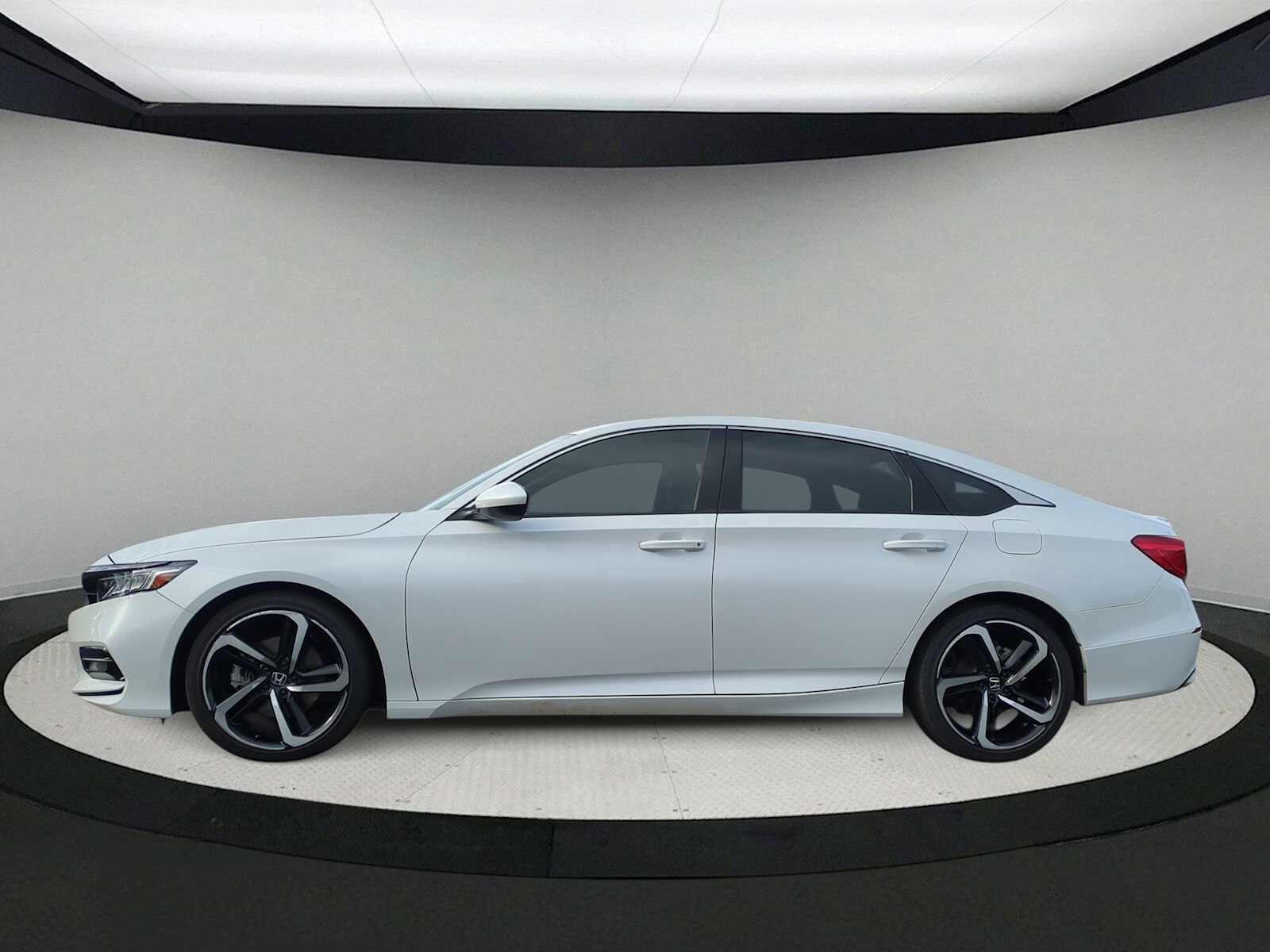 Used 2020 Honda Accord Sport image 5