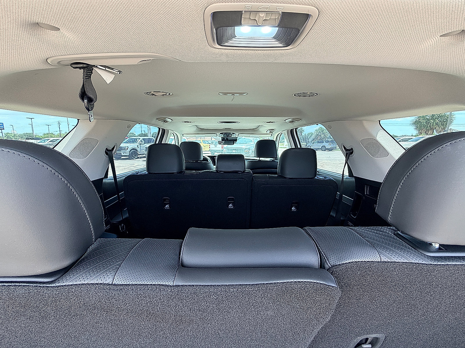 Used 2023 Hyundai Palisade SEL AWD/4WD image 18