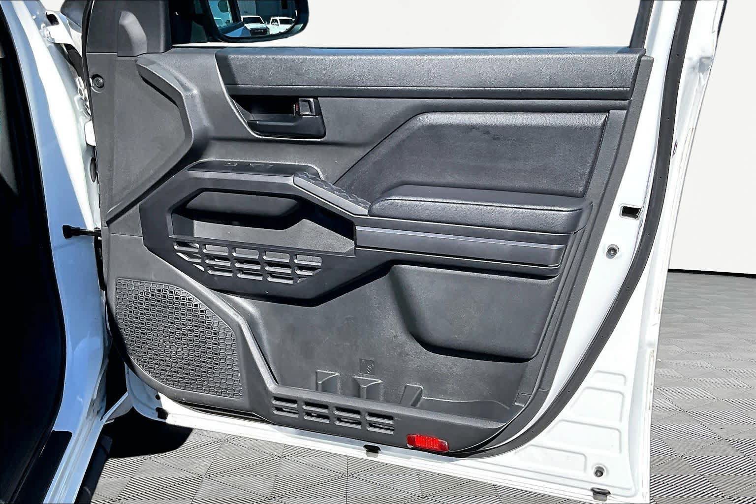 Used 2025 Toyota Tacoma SR5 RWD image 23