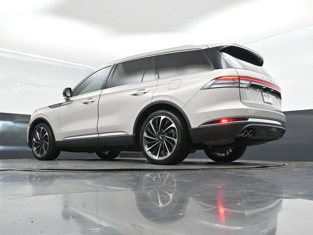 Used 2023 Lincoln Aviator Reserve w/ Equipment Group 201A image 44
