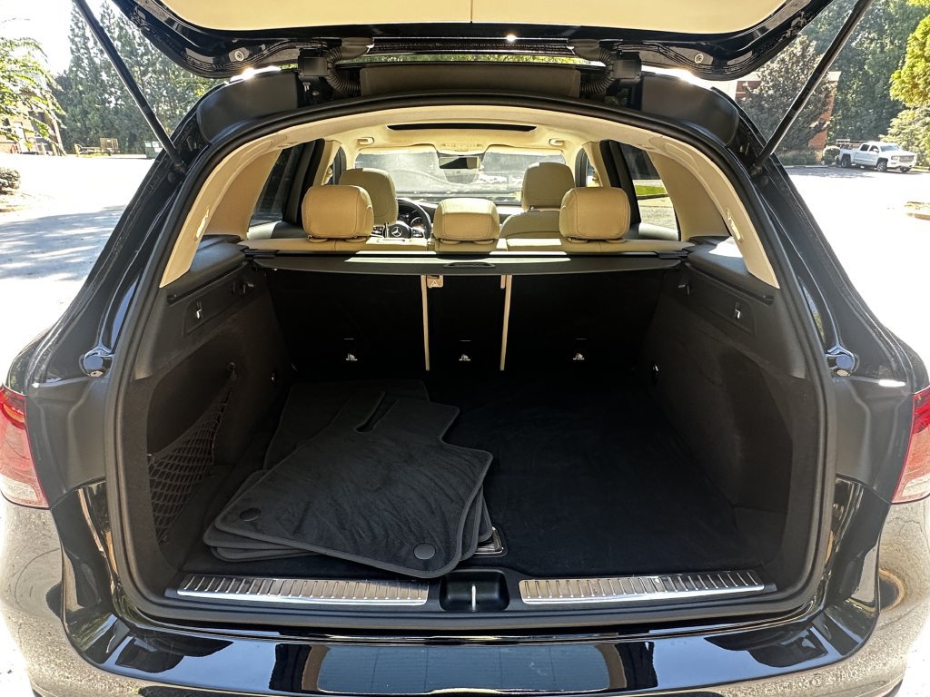 Certified 2022 Mercedes-Benz GLC 300 image 21