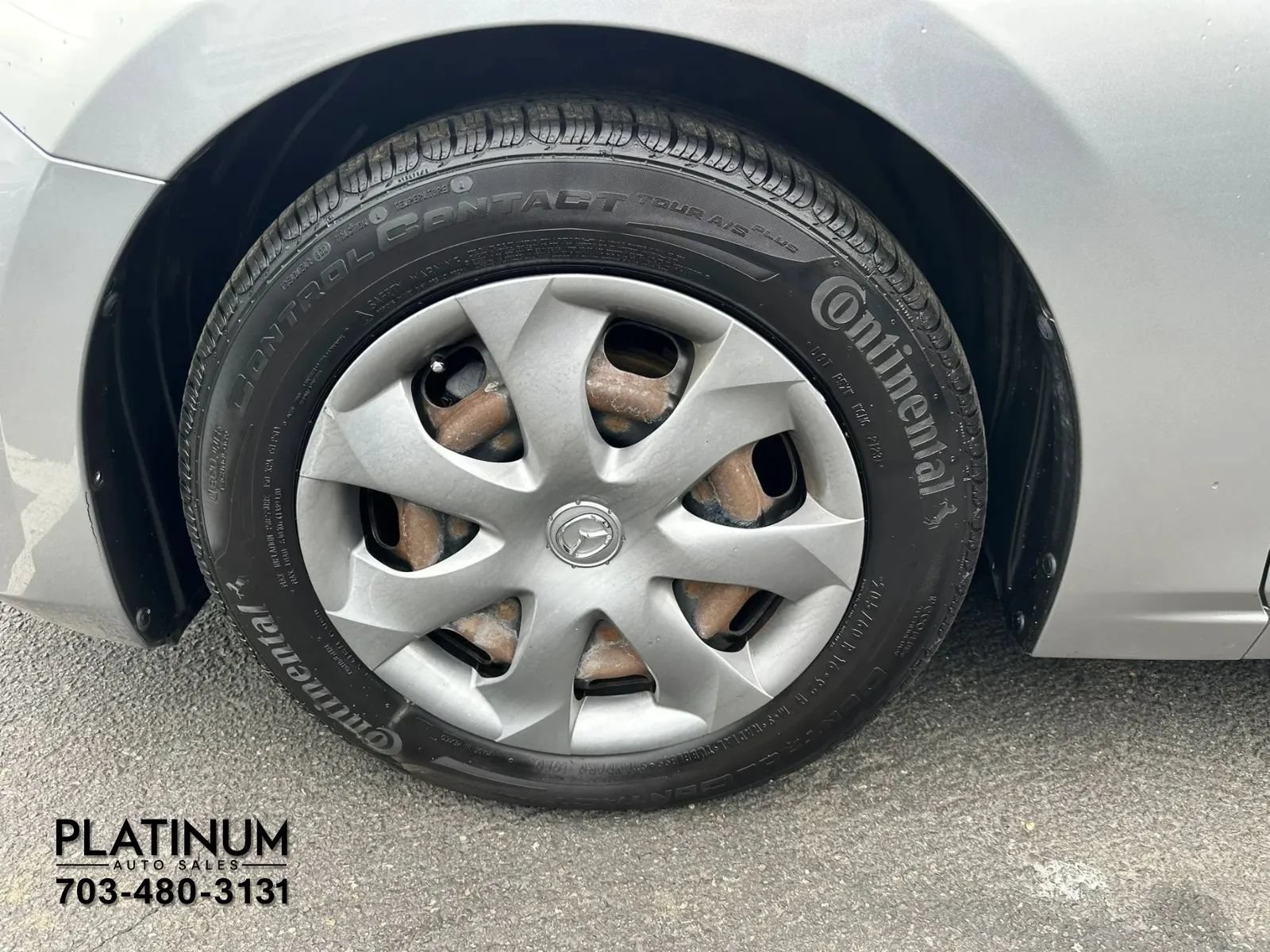 Used 2015 MAZDA MAZDA3 i SV FWD image 24