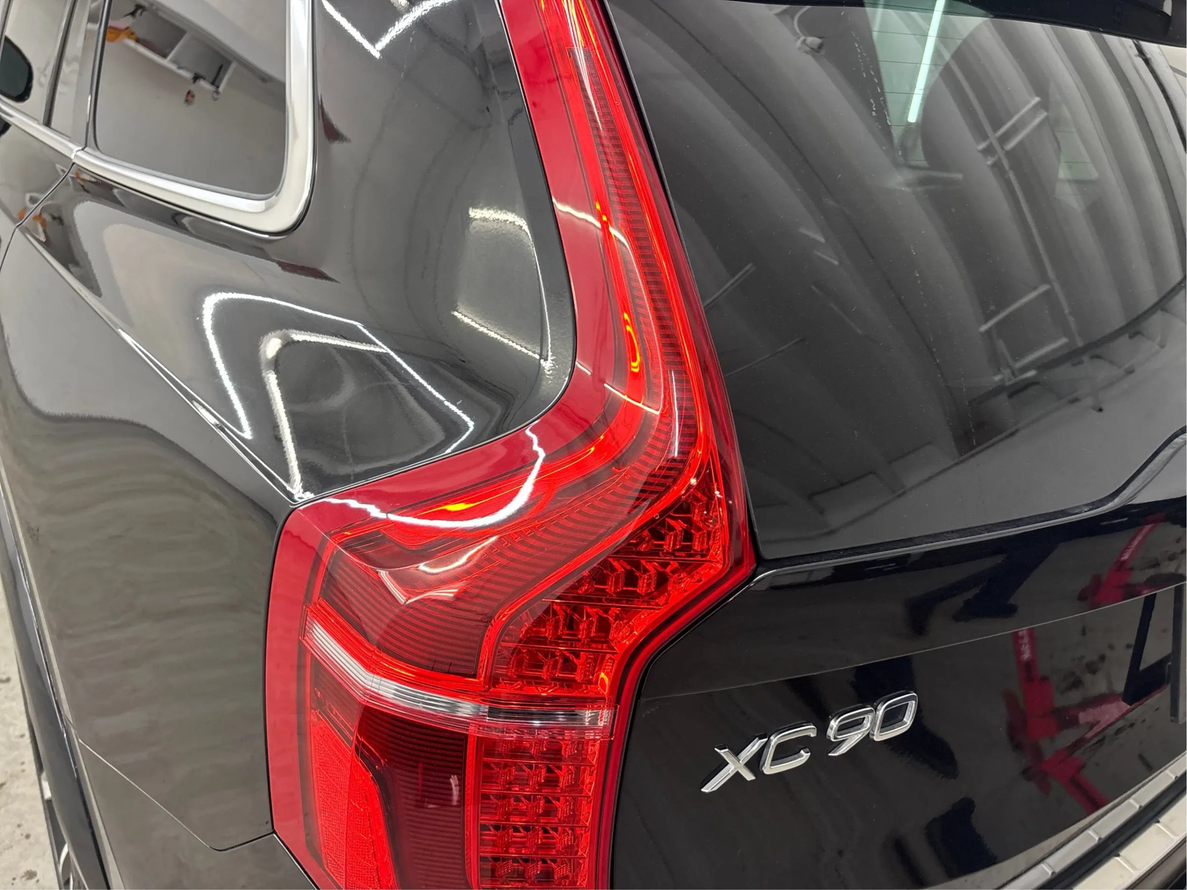 Used 2022 Volvo XC90 T6 Momentum w/ Advanced Package AWD/4WD image 33
