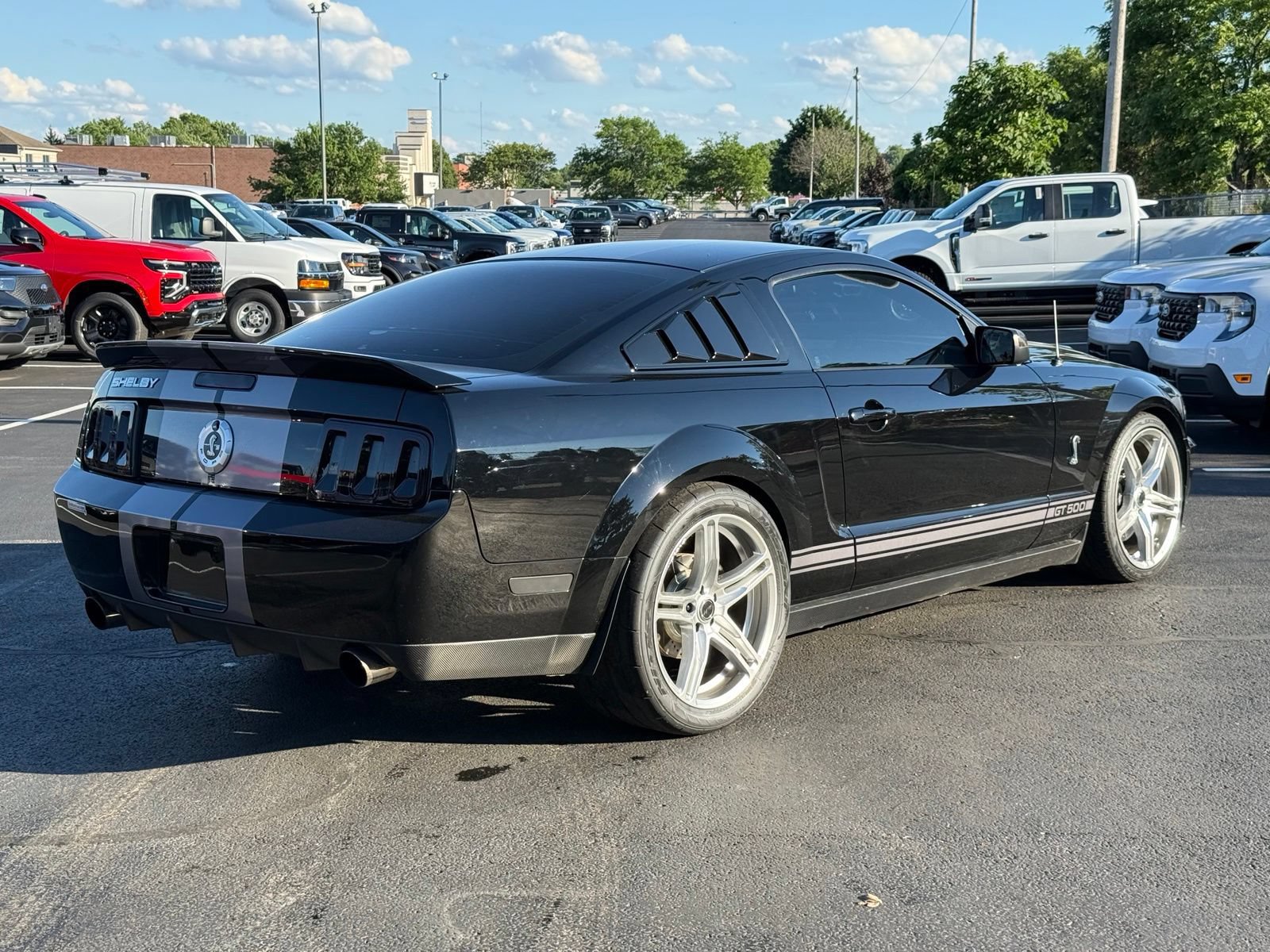 Used 2007 Ford Mustang Shelby GT500 RWD image 4