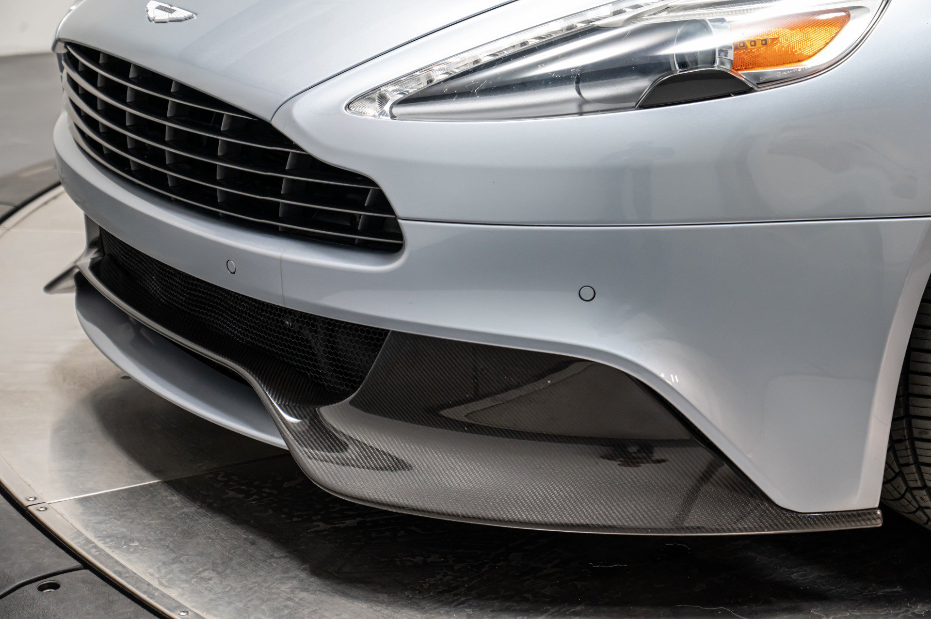 Used 2014 Aston Martin Vanquish Coupe RWD image 18