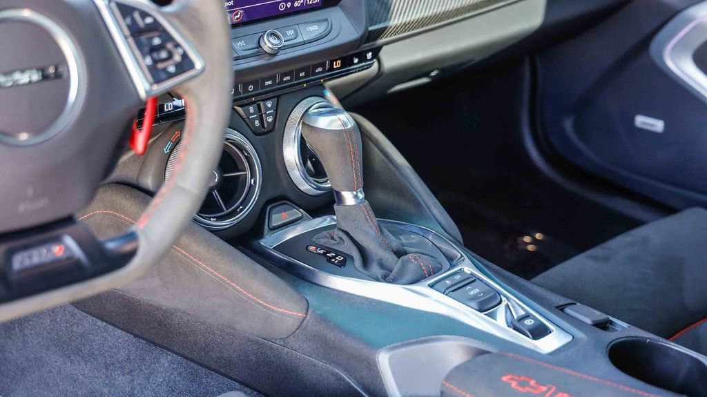 Used 2022 Chevrolet Camaro ZL1 image 20