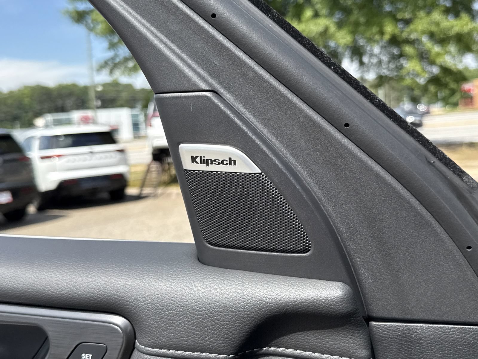 New 2026 Nissan Armada Platinum AWD/4WD image 18
