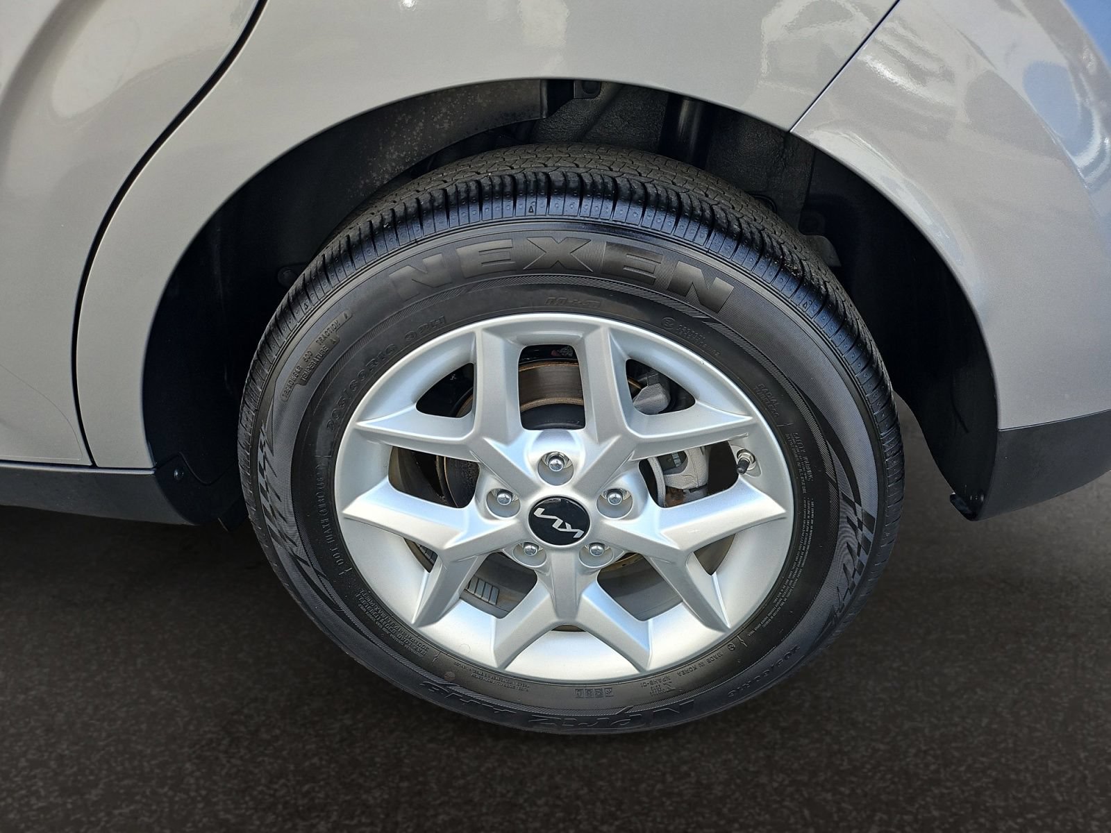 Used 2025 Kia Soul LX w/ LX Technology Package FWD image 46