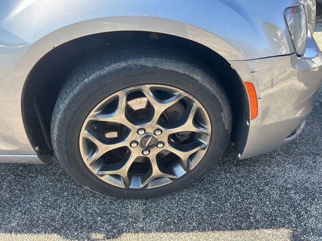 Used 2016 Chrysler 300 S AWD/4WD image 11