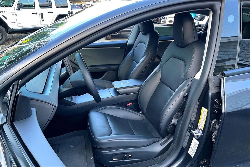 Used 2025 Tesla Model 3 Long Range image 27