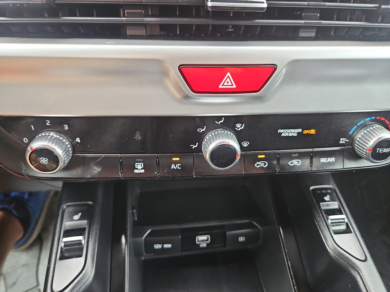 Used 2020 Kia Telluride S image 35