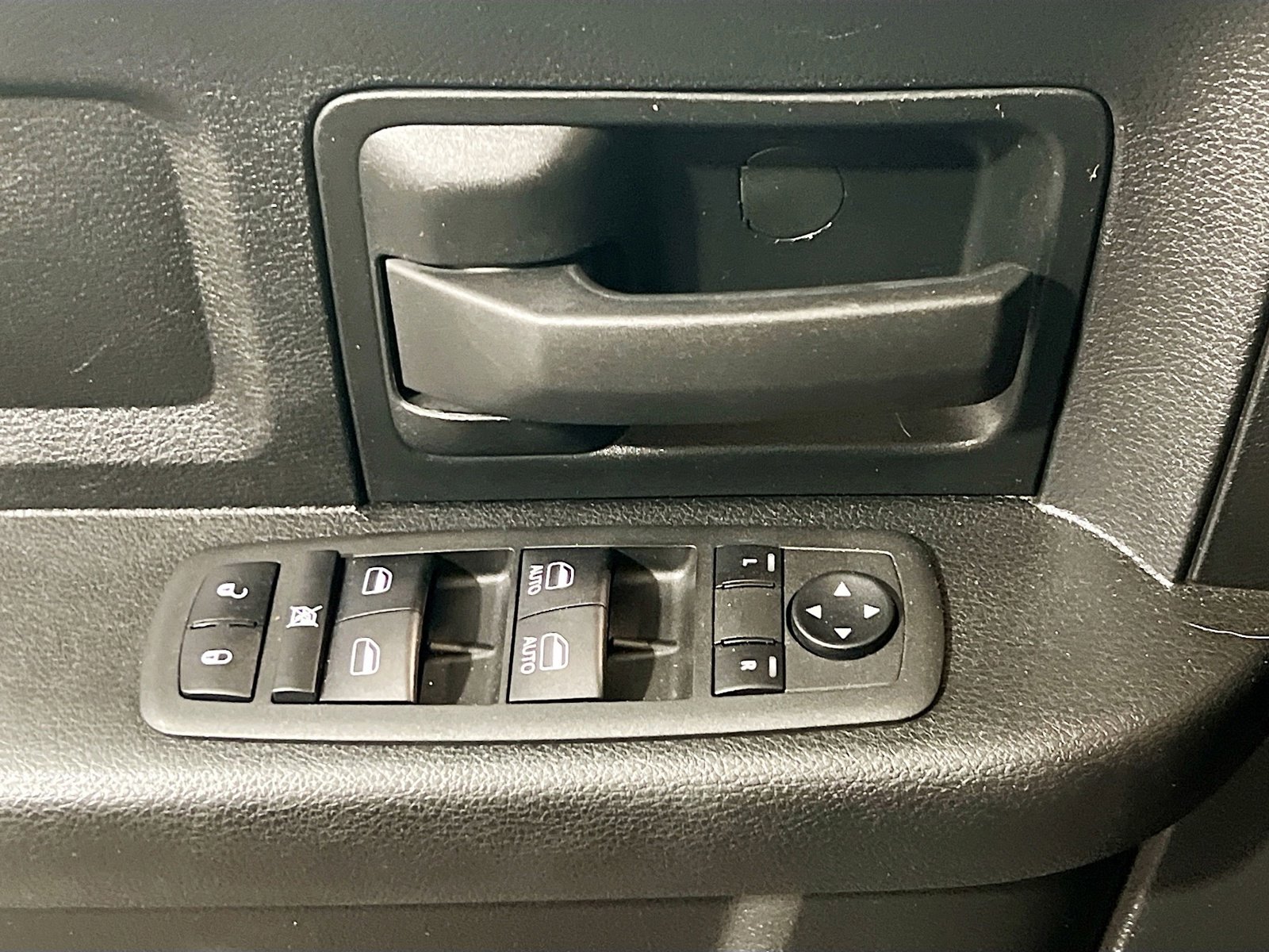 Used 2021 RAM 1500 Tradesman w/ Tradesman SXT Package AWD/4WD image 13