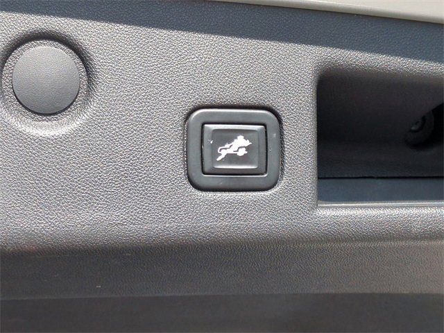 Used 2020 Chevrolet Equinox LT image 15