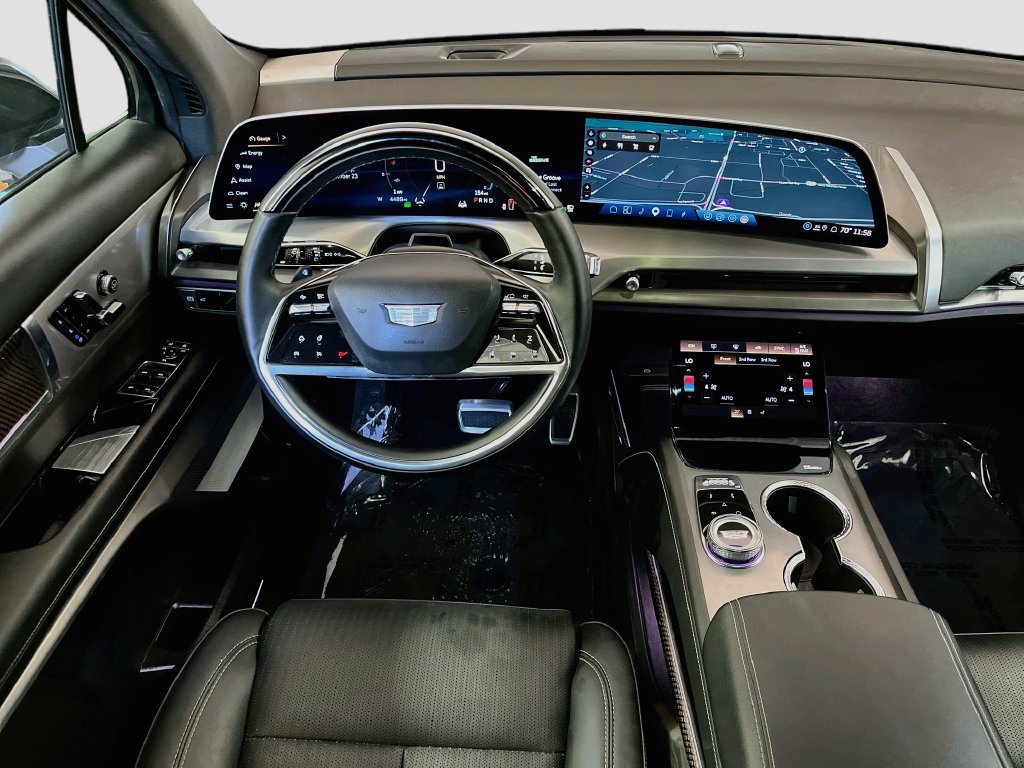 Used 2026 Cadillac Vistiq Luxury AWD/4WD image 24