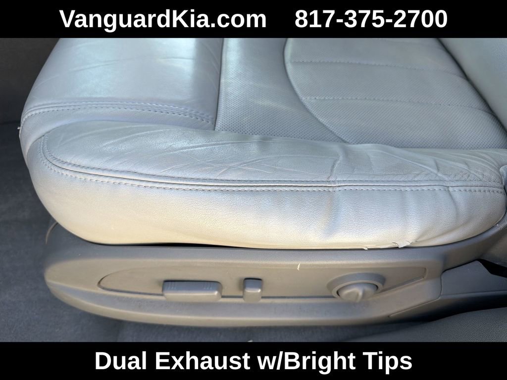 Used 2016 Chevrolet Traverse LTZ AWD/4WD image 16