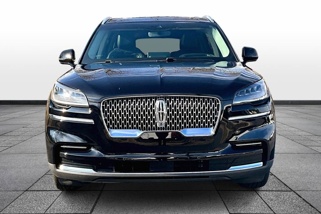 Certified 2022 Lincoln Aviator Reserve w/ Equipment Group 201A image 2