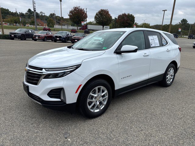Used 2024 Chevrolet Equinox LT image 1