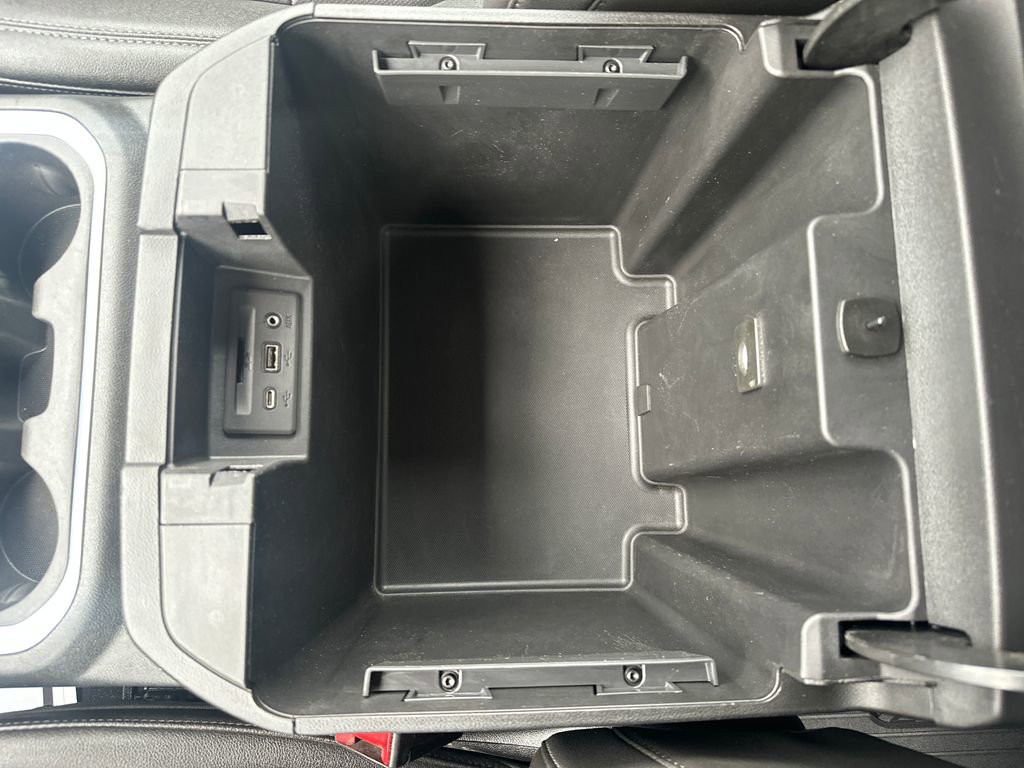 Used 2022 Chevrolet Silverado 3500 LTZ w/ LTZ Plus Package image 18