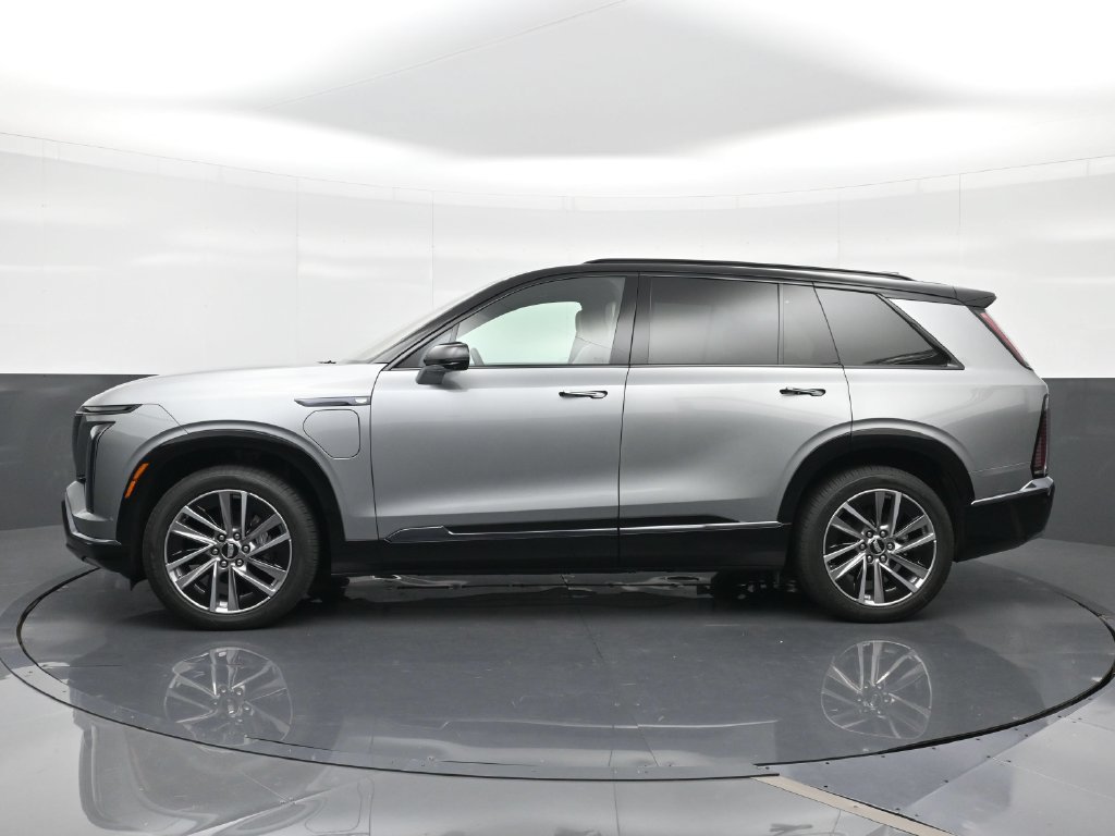 Certified 2027 Cadillac Vistiq Sport AWD/4WD image 3