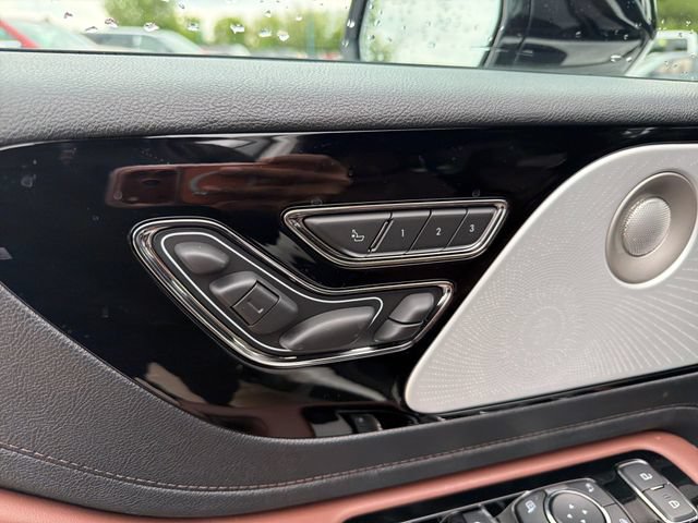 New 2026 Lincoln Aviator Reserve AWD/4WD image 21