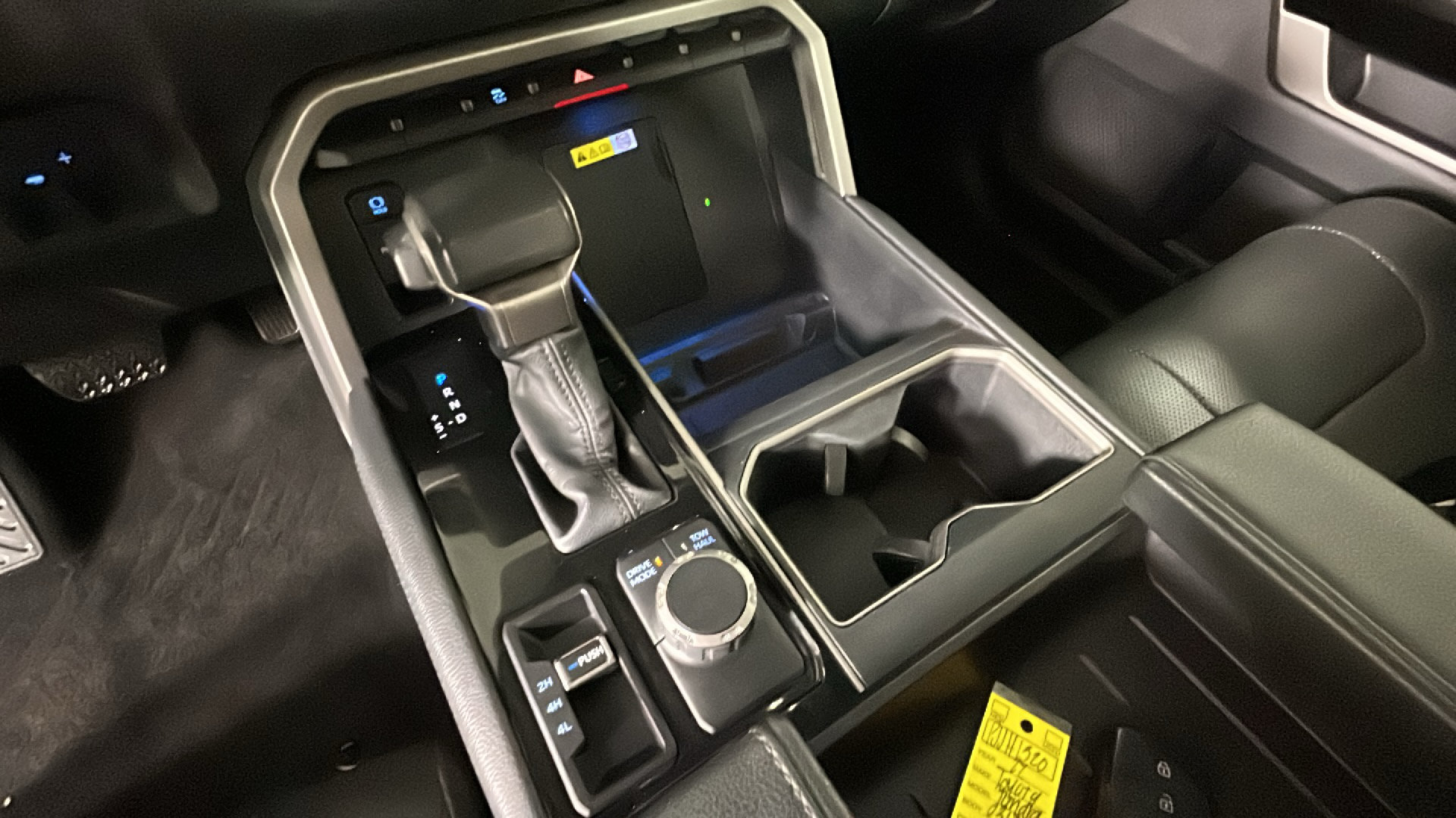 Used 2022 Toyota Tundra Limited AWD/4WD image 24