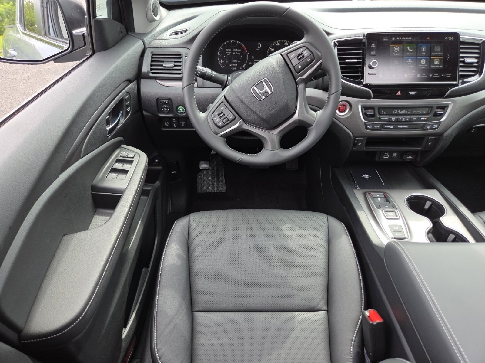 Certified 2025 Honda Ridgeline RTL image 30