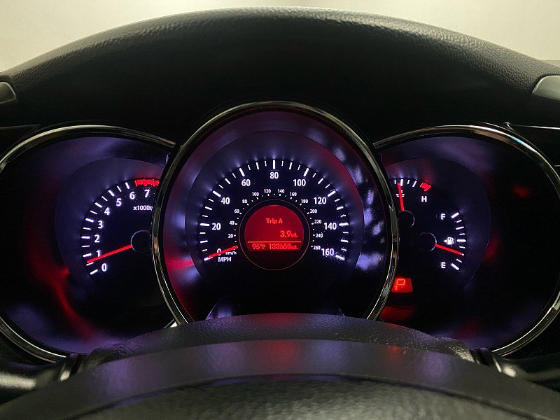 Used 2013 Kia Optima LX image 18