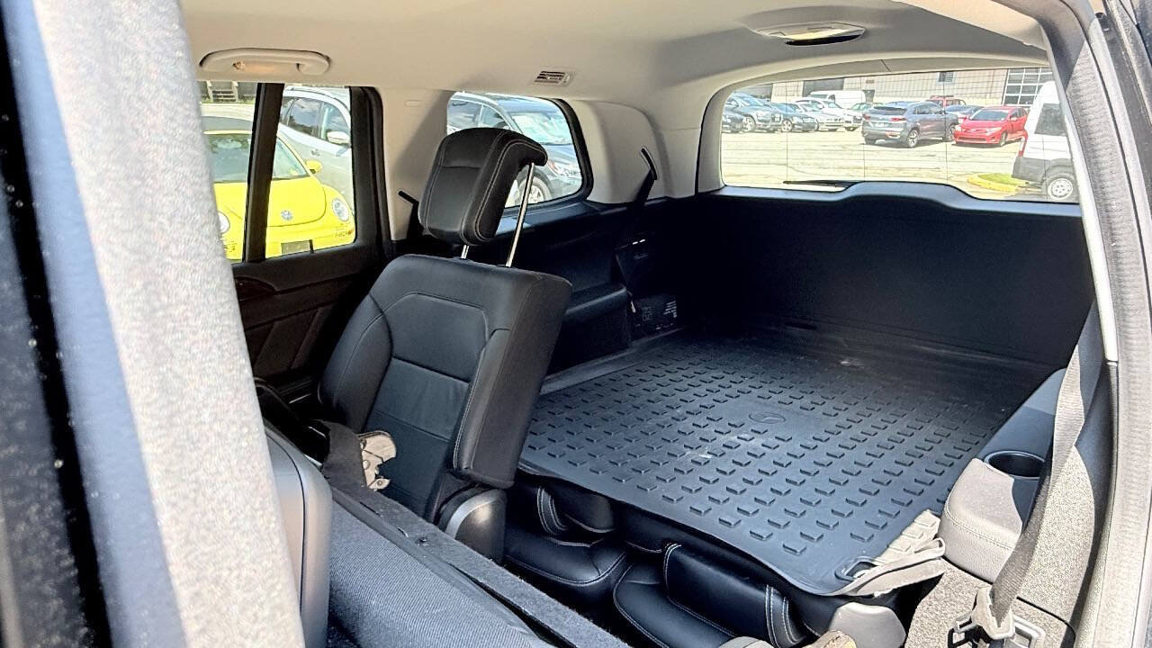 Used 2014 Mercedes-Benz GL 550 4MATIC image 34