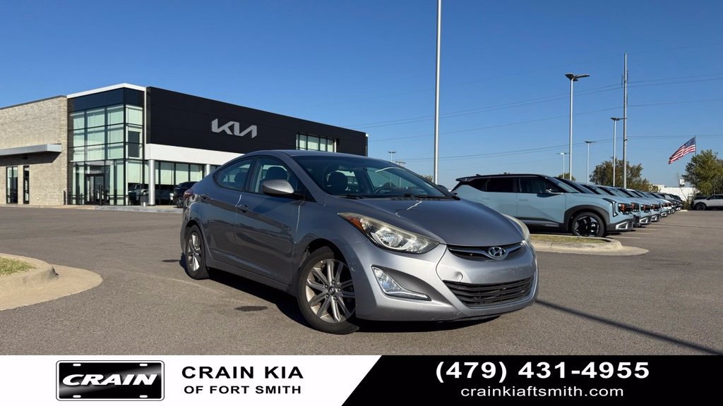 Used 2015 Hyundai Elantra SE w/ Option Group 02