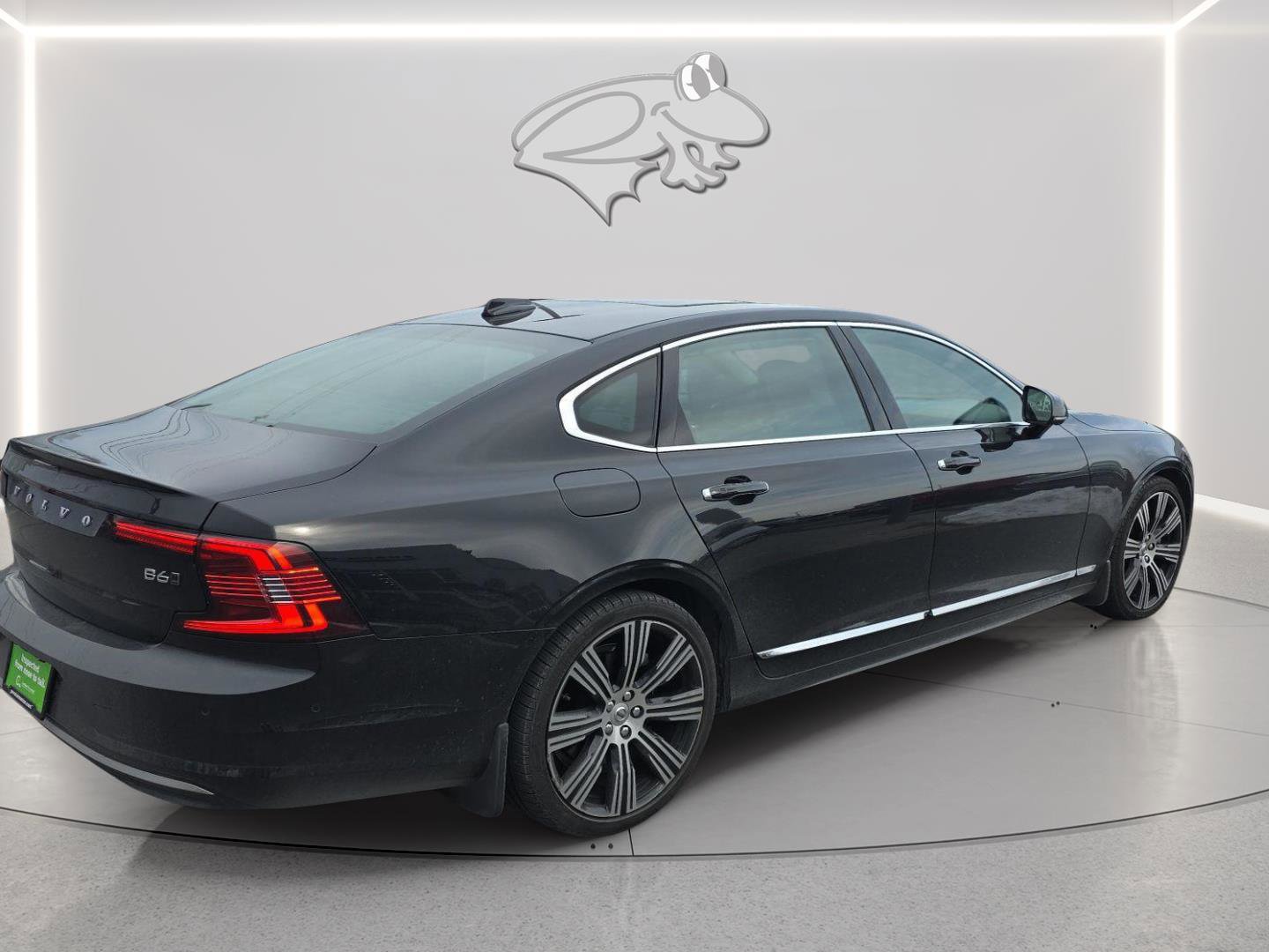 Used 2022 Volvo S90 B6 Inscription w/ Advanced Package image 18