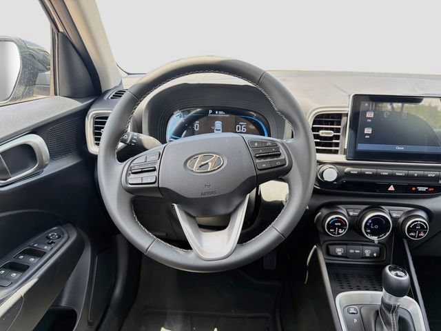 New 2026 Hyundai Venue SEL FWD image 22