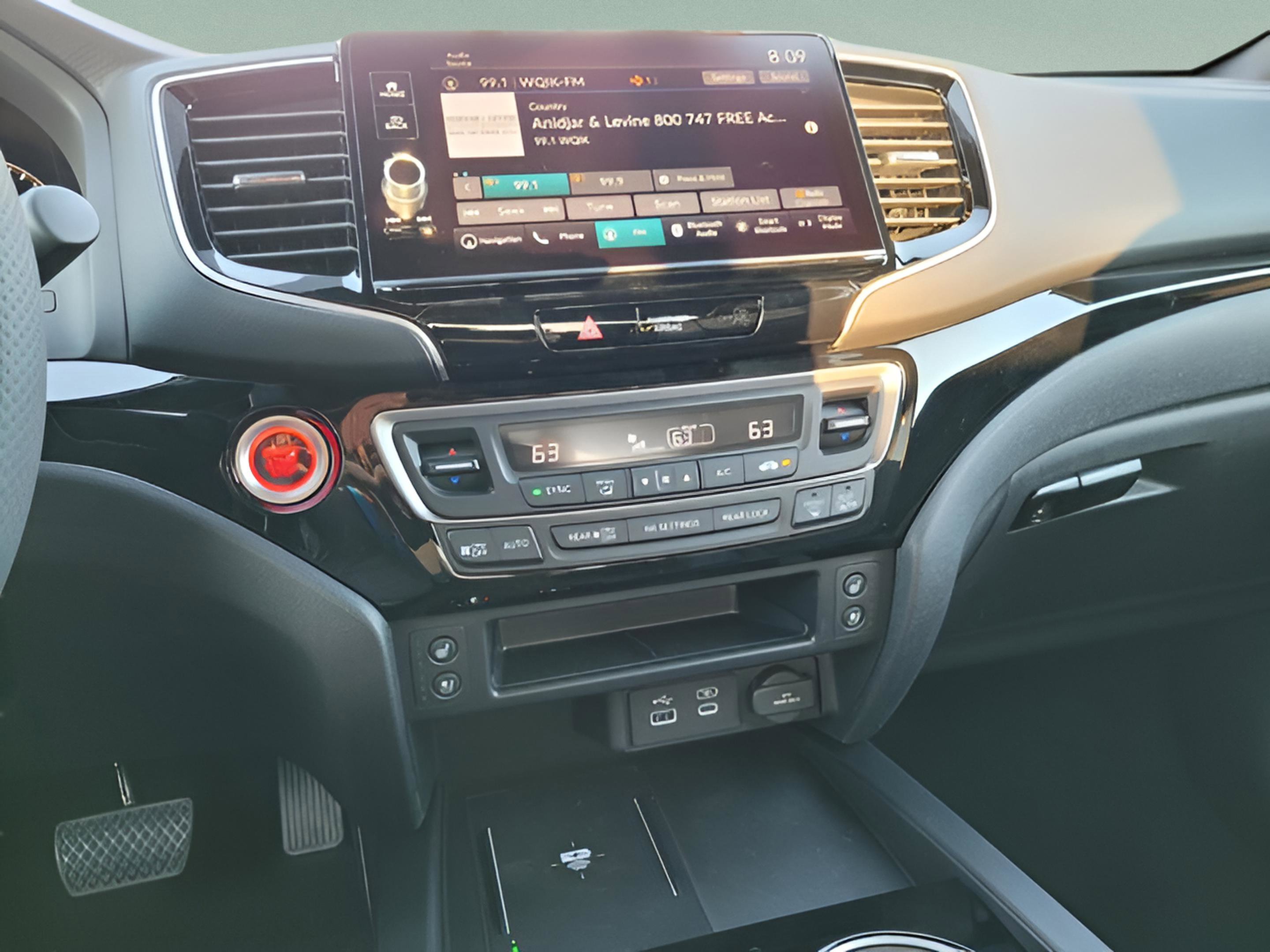 New 2026 Honda Ridgeline Black Edition image 10