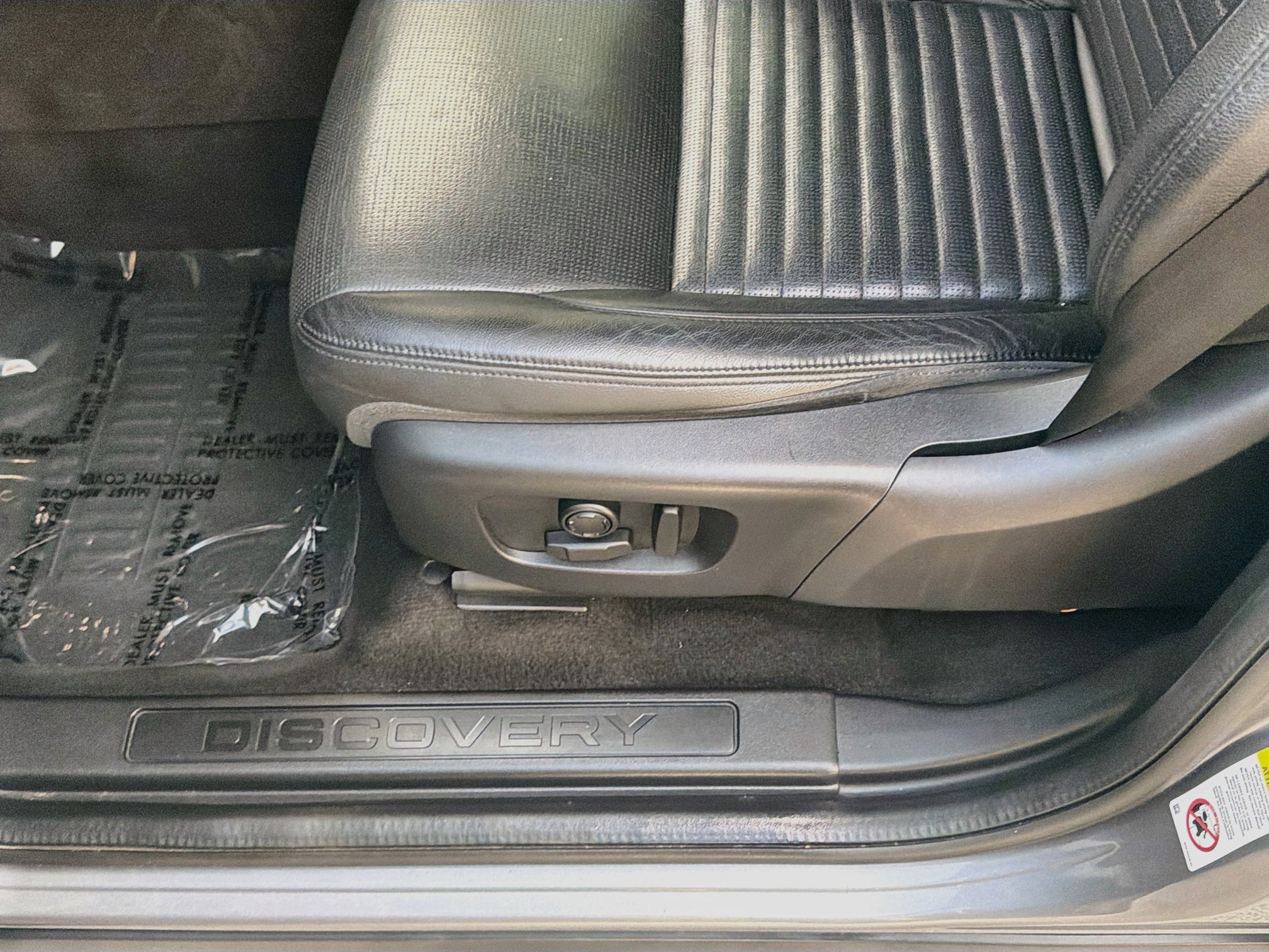 Used 2020 Land Rover Discovery Sport S AWD/4WD image 18