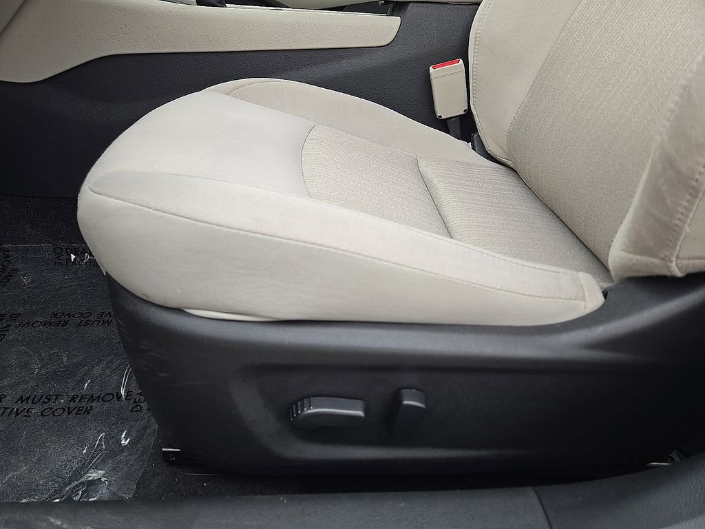 Used 2025 Nissan Altima 2.5 SV FWD image 23