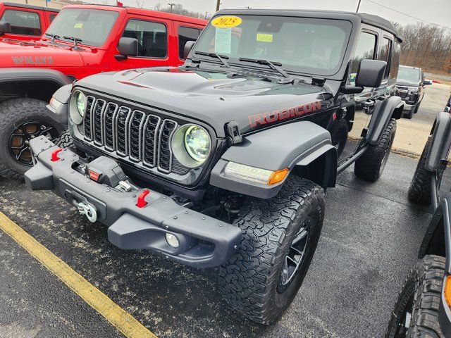 Used 2025 Jeep Wrangler Unlimited Rubicon w/ XTREMEE 35" Tire Package AWD/4WD image 1