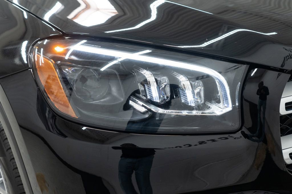 Used 2022 Mercedes-Benz GLS 450 4MATIC image 46