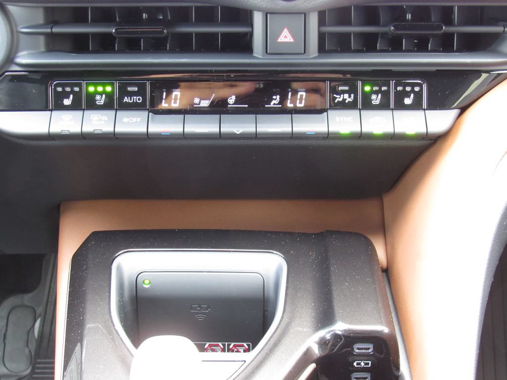 New 2026 Toyota Crown w/ Advanced Technology Package AWD/4WD image 31