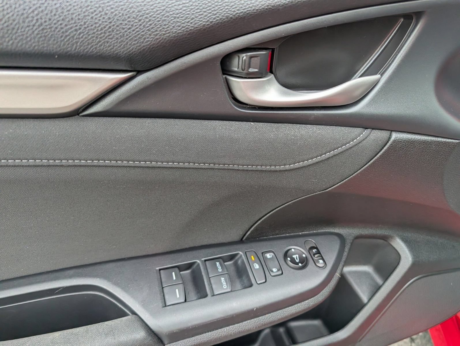 Used 2019 Honda Civic EX image 23