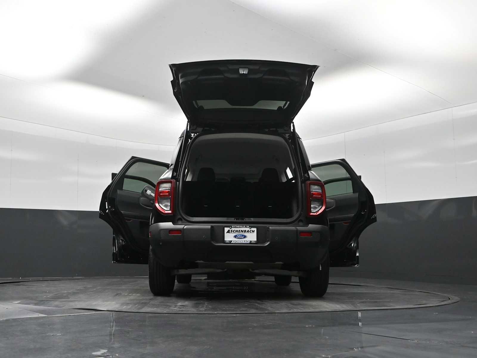 Used 2025 Ford Bronco Sport Outer Banks w/ Outer Banks Tech Package+ image 40