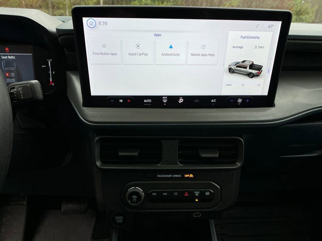 Used 2025 Ford Maverick XLT w/ Black Appearance Package image 17