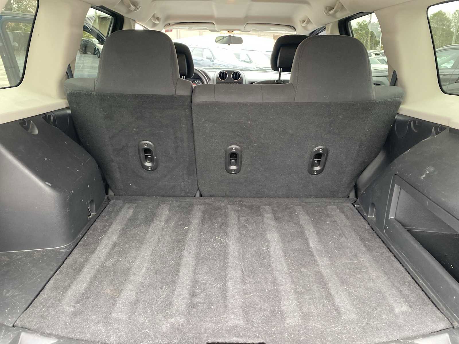 Used 2013 Jeep Patriot Latitude image 25