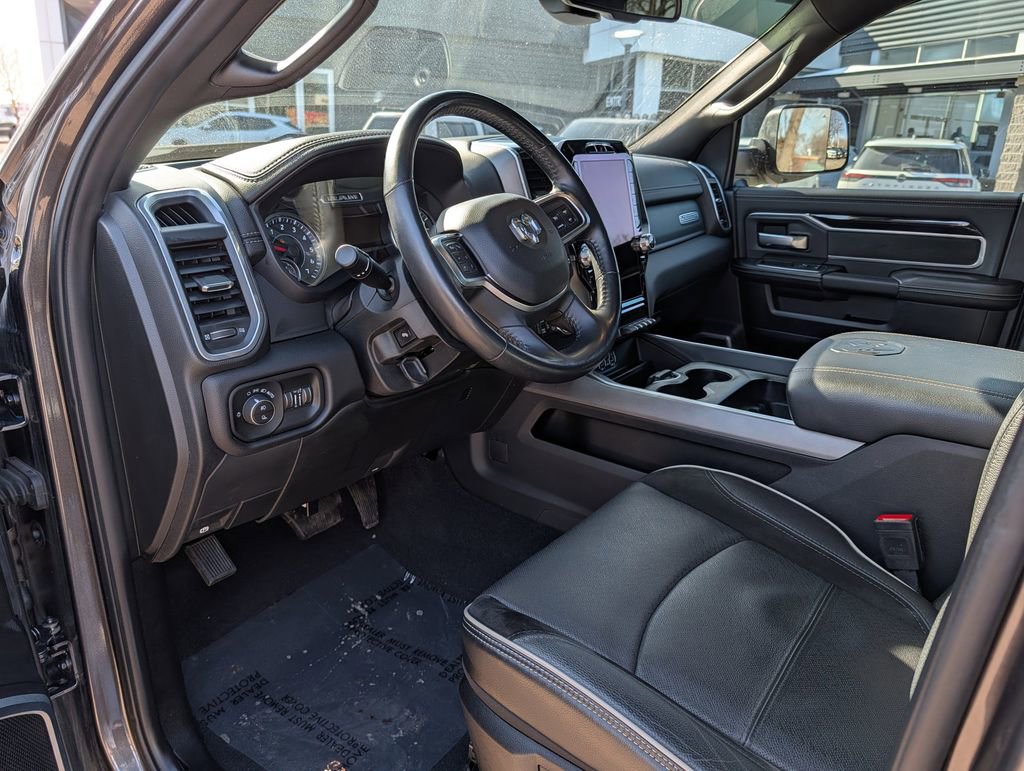 Used 2020 RAM 2500 Laramie w/ Night Edition image 19