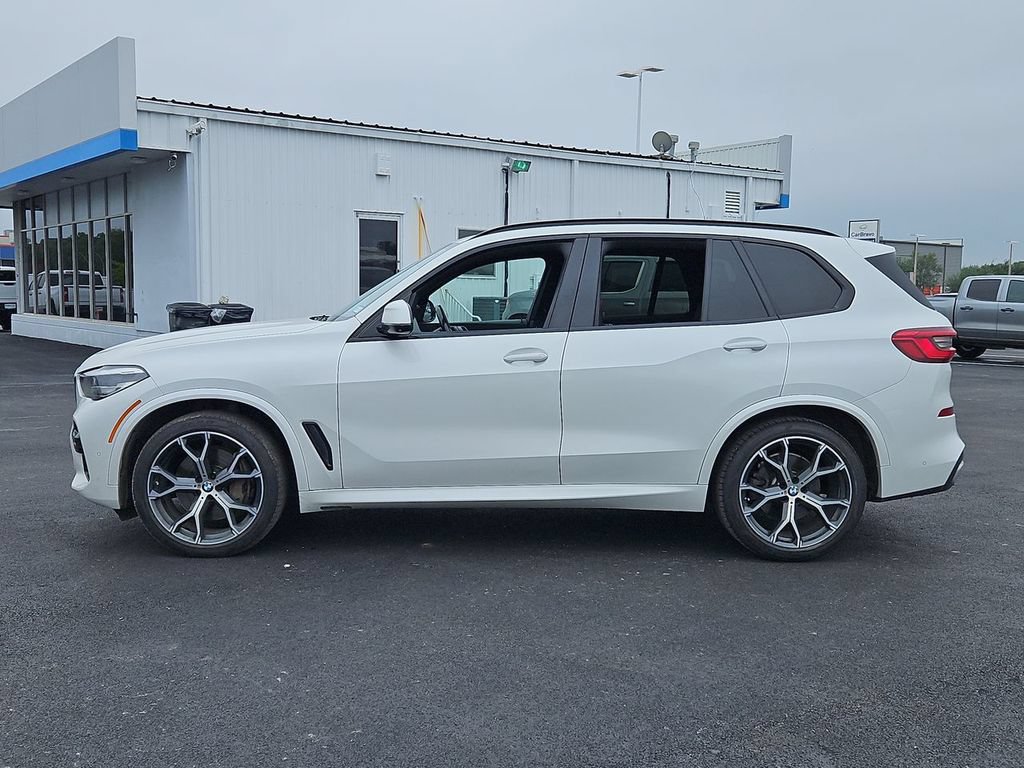 Used 2019 BMW X5 xDrive50i w/ M Sport Package AWD/4WD image 3