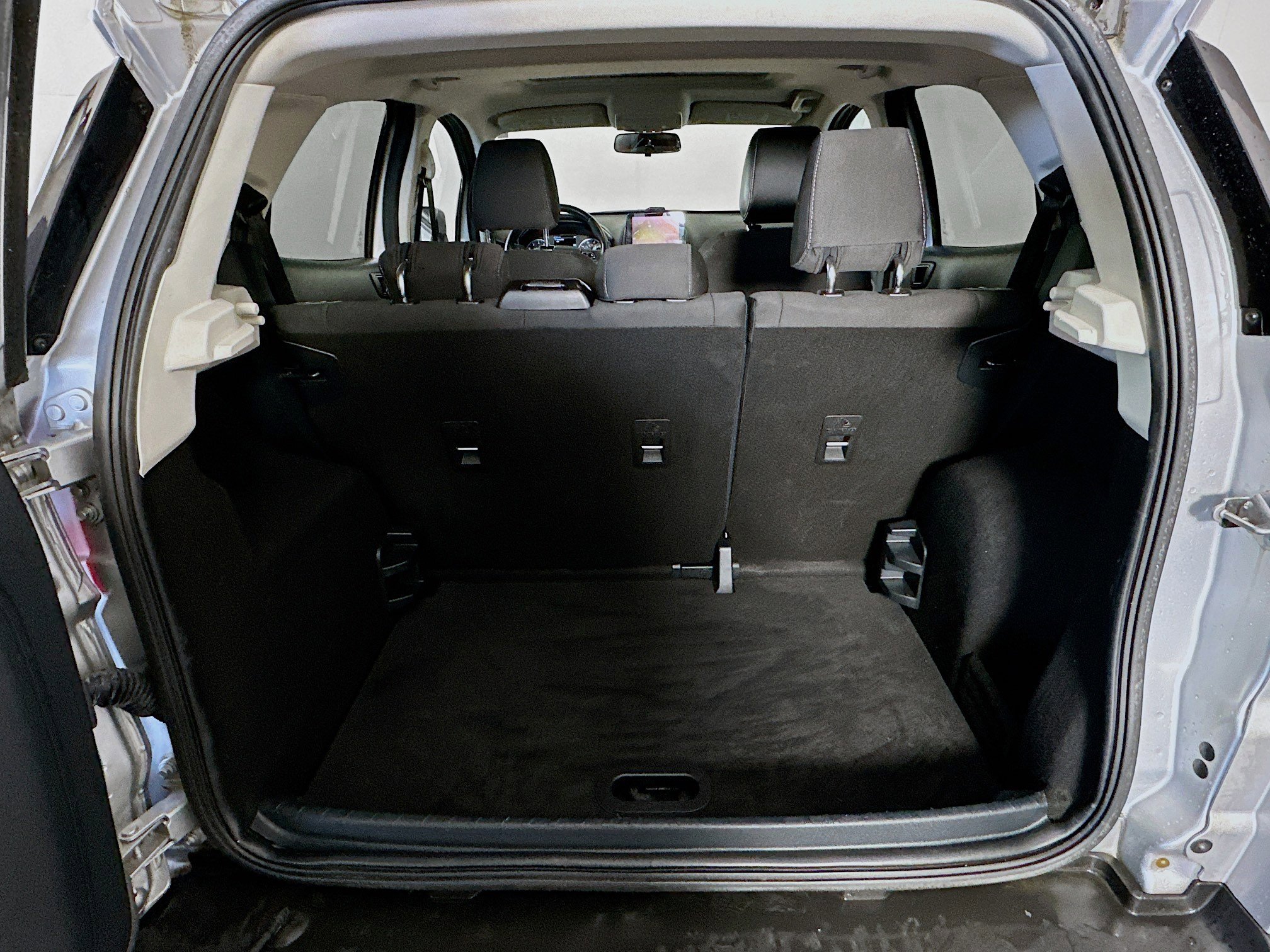 Used 2020 Ford EcoSport SE w/ SE Convenience Package image 29