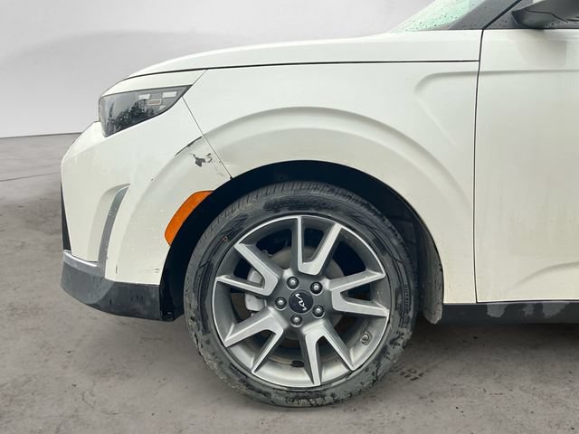 Used 2024 Kia Soul EX w/ Option Group 015 FWD image 14