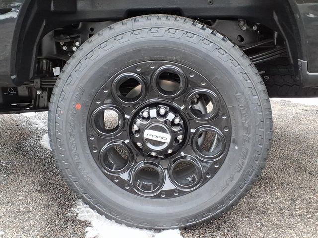 New 2026 Ford F350 Lariat w/ Black Appearance Package image 8