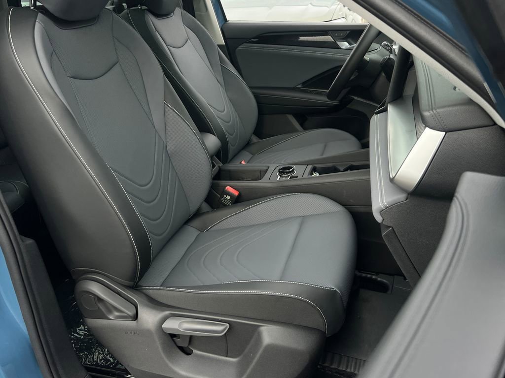 New 2026 Volkswagen Tiguan SE AWD/4WD image 9