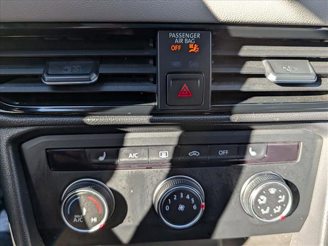 Used 2022 Volkswagen Taos SE w/ Panoramic Sunroof Package image 36